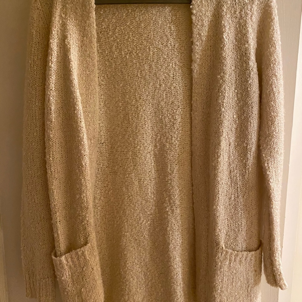 Full tilt cream cardigan!